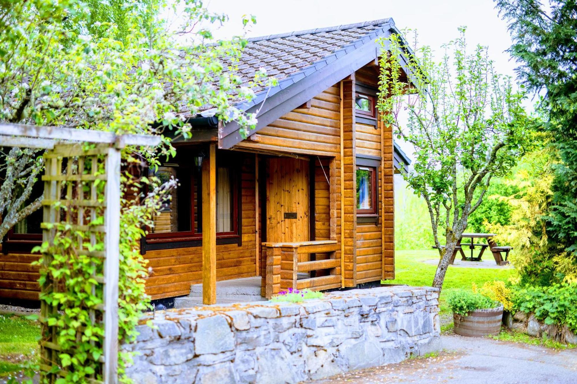 Loch Insh Chalets Ltd Kincraig Exterior foto